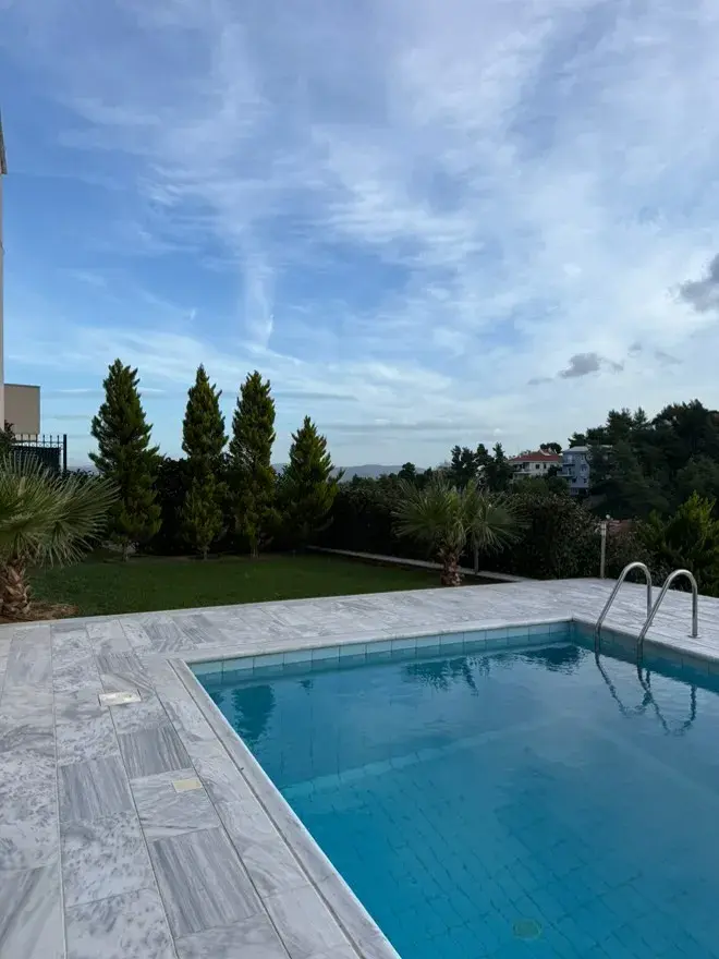 Κήπος–Όαση με Θέα